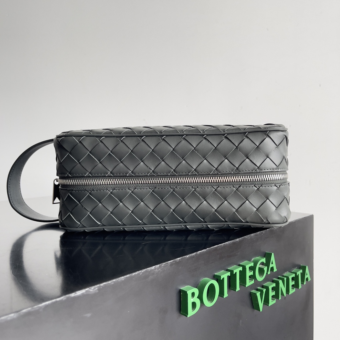 Bottega Veneta Cosmetic Bags